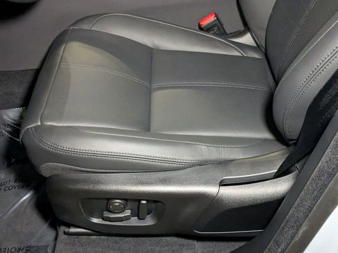 New 2026 Land Rover Range Rover Velar Dynamic SE image 4