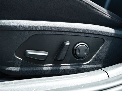 Used 2025 Hyundai Sonata SEL FWD image 21