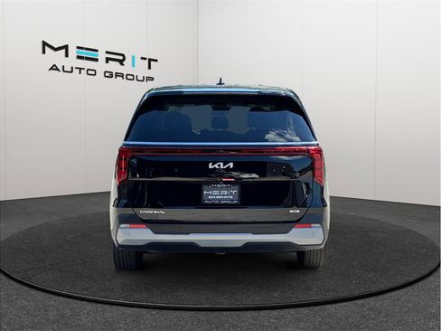 Used 2026 Kia Carnival LXS Hybrid FWD image 8