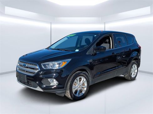 Used 2019 Ford Escape SE image 7