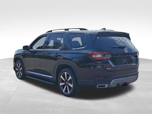 Used 2023 Honda Pilot Elite image 4