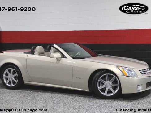Used 2006 Cadillac XLR 2dr Convertible image 1