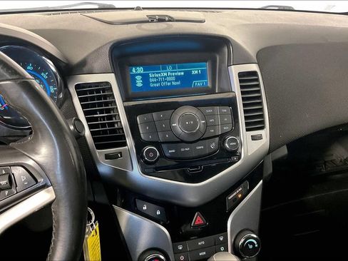 Used 2011 Chevrolet Cruze LTZ FWD image 8