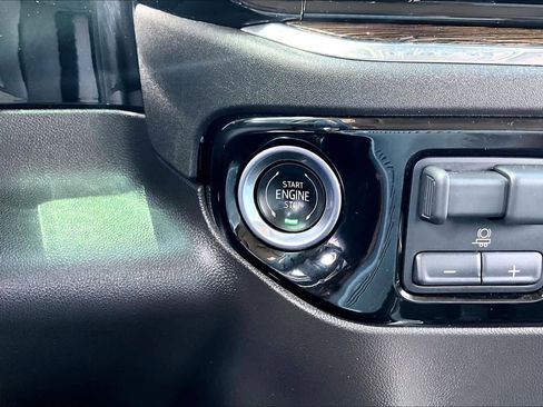 Used 2024 GMC Sierra 1500 Elevation w/ Elevation Premium Package image 35