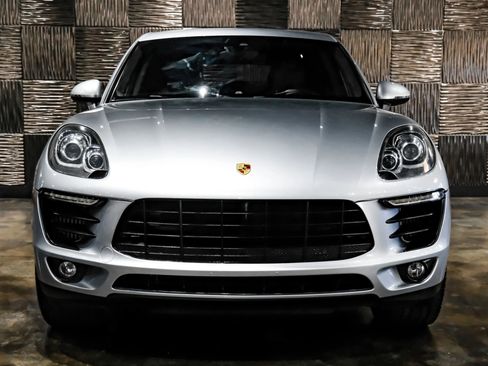 Used 2018 Porsche Macan S image 3