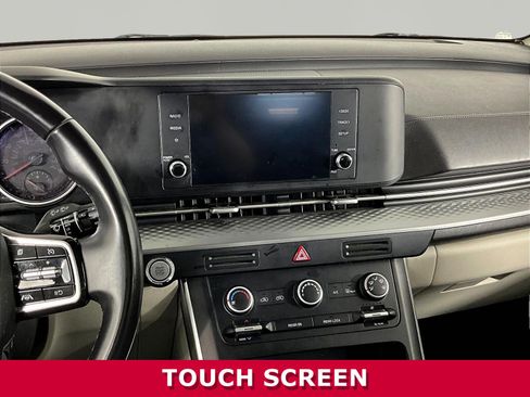 Certified 2022 Kia Carnival LX FWD image 9