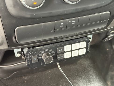 Used 2021 RAM 1500 Tradesman w/ Power & Remote Entry Group image 23