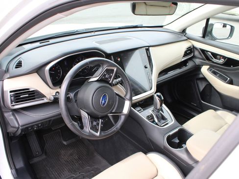 Used 2022 Subaru Outback Limited AWD/4WD image 8
