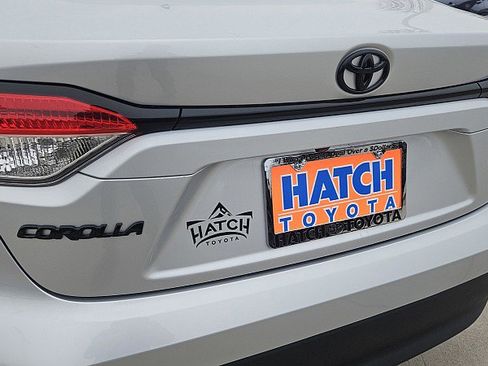 Used 2025 Toyota Corolla LE image 7