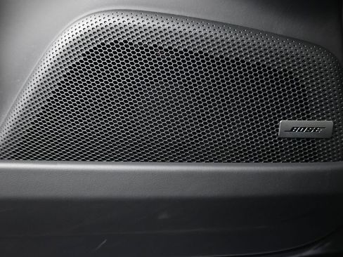 Certified 2026 Porsche Panamera image 16