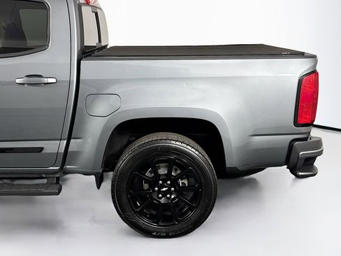 Used 2019 Chevrolet Colorado LT w/ Colorado RST Special Edition RWD image 36