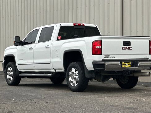 Used 2018 GMC Sierra 2500 SLT w/ Duramax Plus Package image 7