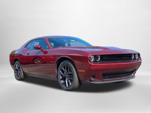 Used 2021 Dodge Challenger SXT w/ Plus Package RWD image 2