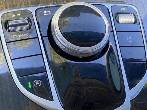 Used 2019 Mercedes-Benz C 300 4MATIC Sedan image 22