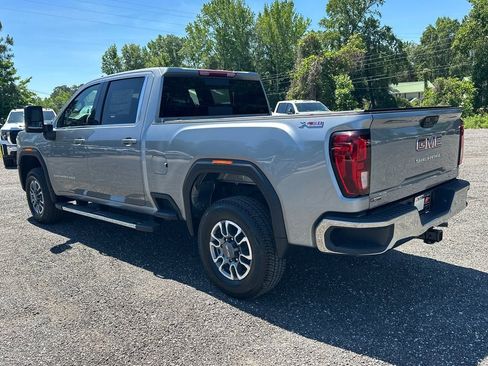 New 2026 GMC Sierra 2500 SLE w/ SLE Value Package; AWD/4WD image 8