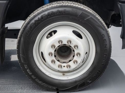 Used 2019 Ford F450 XL w/ Power Equipment Group image 24