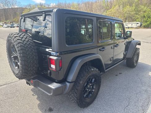 Used 2025 Jeep Wrangler Unlimited Sport S 4xe image 3