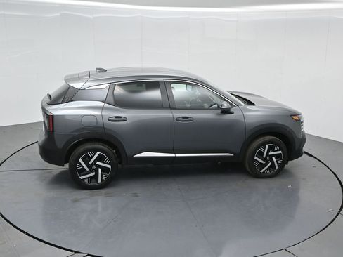 Used 2025 Nissan Kicks SV image 29