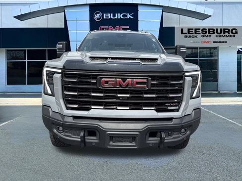 Used 2025 GMC Sierra 2500 AT4X w/ AT4X AEV Edition AWD/4WD image 2