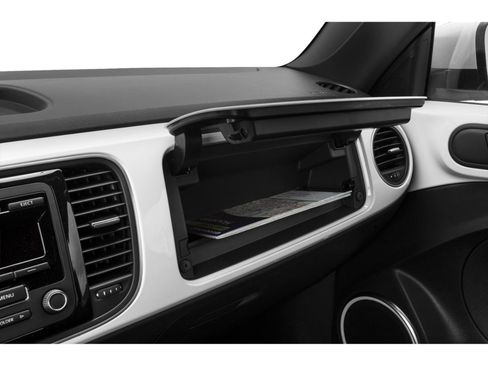 Used 2015 Volkswagen Beetle 1.8T image 57