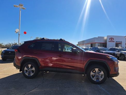 New 2025 Toyota RAV4 LE image 4