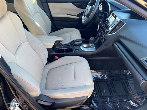 Used 2018 Subaru Impreza 2.0i Premium w/ Eyesight & BSD & Rcta AWD/4WD image 25