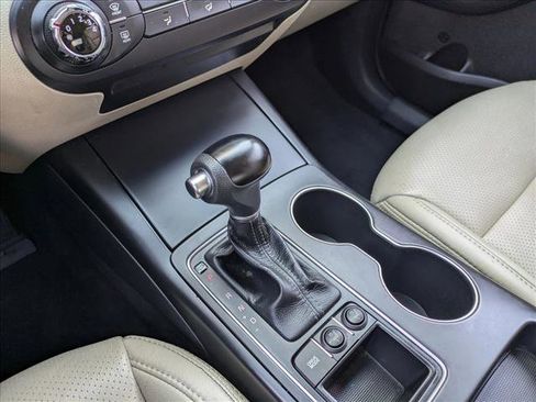 Used 2018 Kia Sorento FWD V6 image 18