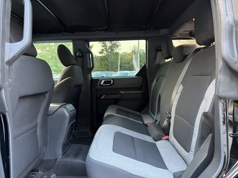 Used 2022 Ford Bronco 4-Door AWD/4WD image 11