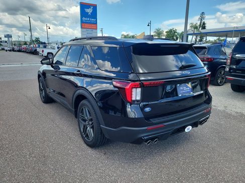 Certified 2025 Ford Explorer ST w/ Sun And Sound Package RWD image 4