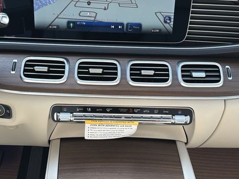 New 2026 Mercedes-Benz GLE 350 4MATIC image 25