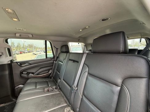 Used 2017 GMC Yukon SLT AWD/4WD image 24