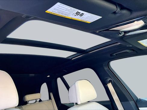Used 2020 BMW X5 sDrive40i w/ Premium Package RWD image 14