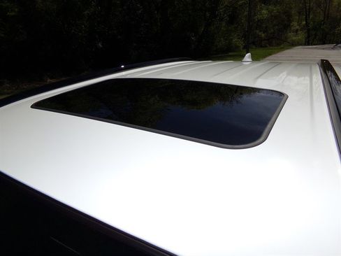 Used 2023 Toyota RAV4 XLE w/ Convenience Package image 10