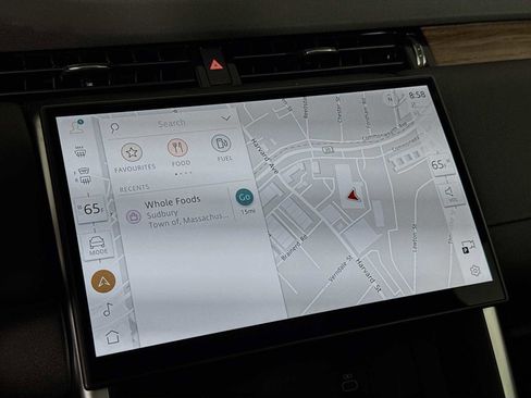 New 2025 Land Rover Discovery Sport S image 14