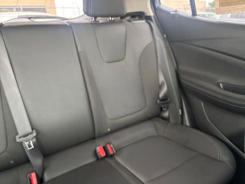 Used 2025 Buick Encore GX Preferred FWD image 36
