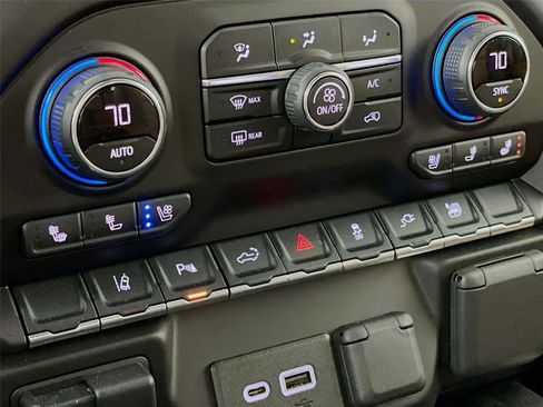 Used 2020 Chevrolet Silverado 2500 High Country w/ Safety Package II image 24