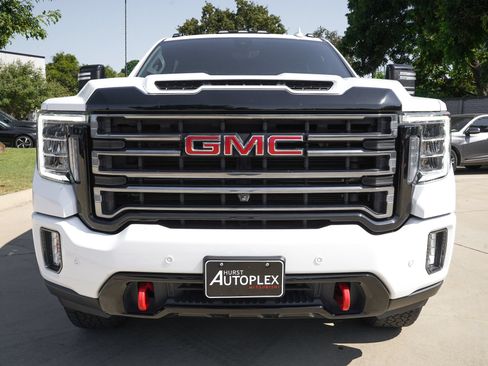 Used 2022 GMC Sierra 2500 AT4 w/ AT4 Premium Plus Package AWD/4WD image 2
