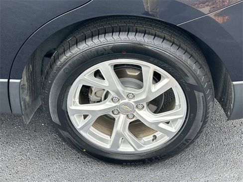 Used 2020 Chevrolet Equinox LT image 14