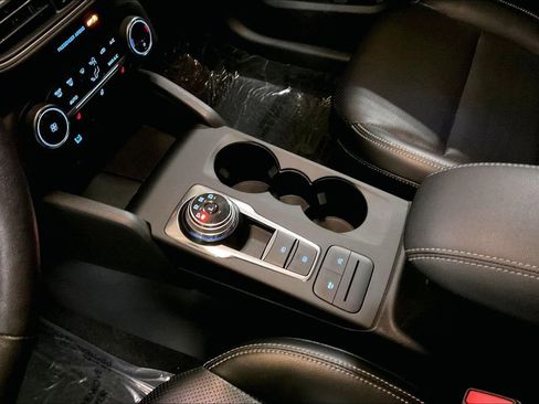 Certified 2020 Ford Escape SEL AWD/4WD image 16