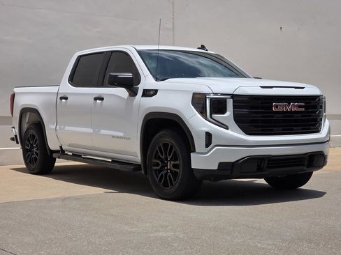 Used 2026 GMC Sierra 1500 Pro w/ Graphite Edition RWD image 6