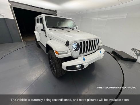 Used 2021 Jeep Wrangler Unlimited Sahara image 8