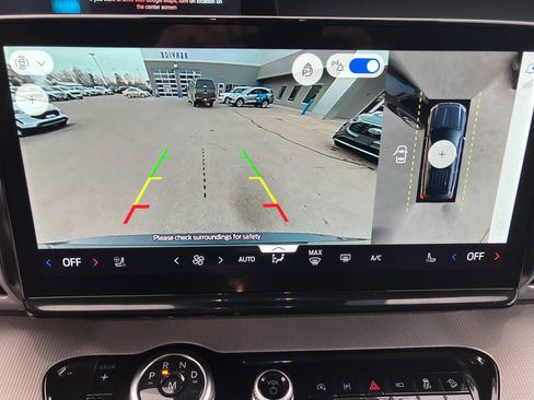 Used 2025 Ford Expedition Max Active image 11