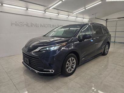 Used 2021 Toyota Sienna XLE w/ XLE Plus Package