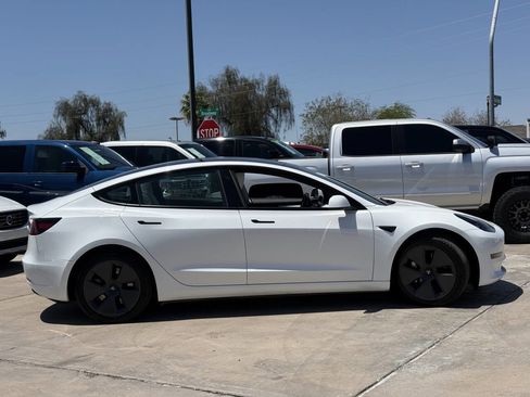 Used 2023 Tesla Model 3 Standard Range RWD image 5