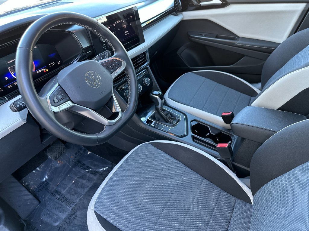 Used 2025 Volkswagen Taos S FWD image 9