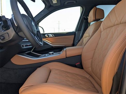 New 2026 BMW X5 xDrive40i w/ Climate Comfort Package image 22