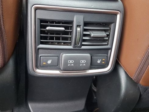 Used 2019 Subaru Forester Touring AWD/4WD image 11