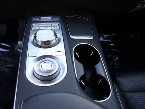 Used 2023 Genesis GV70 2.5T w/ Advanced Package image 62