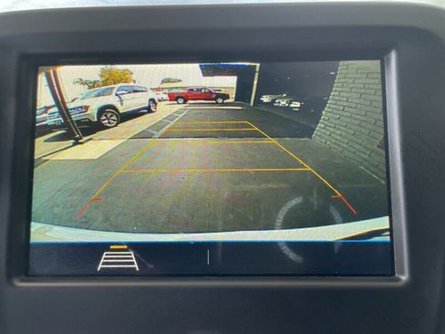 Used 2019 Chevrolet Equinox LT image 31