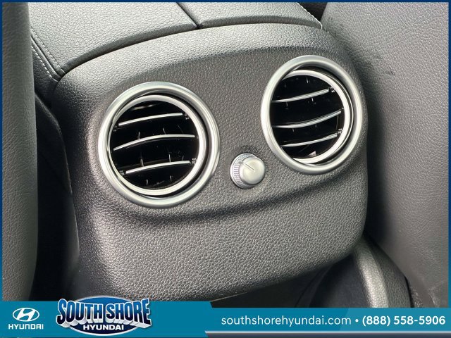 Used 2021 Mercedes-Benz C 300 4MATIC Sedan image 14